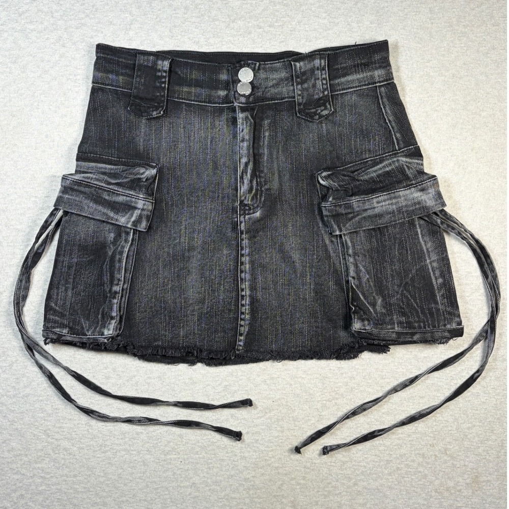 Daisy Black Cargo Denim Mini Skirt Women's Medium Y2K Utility Pocket Jean Grunge